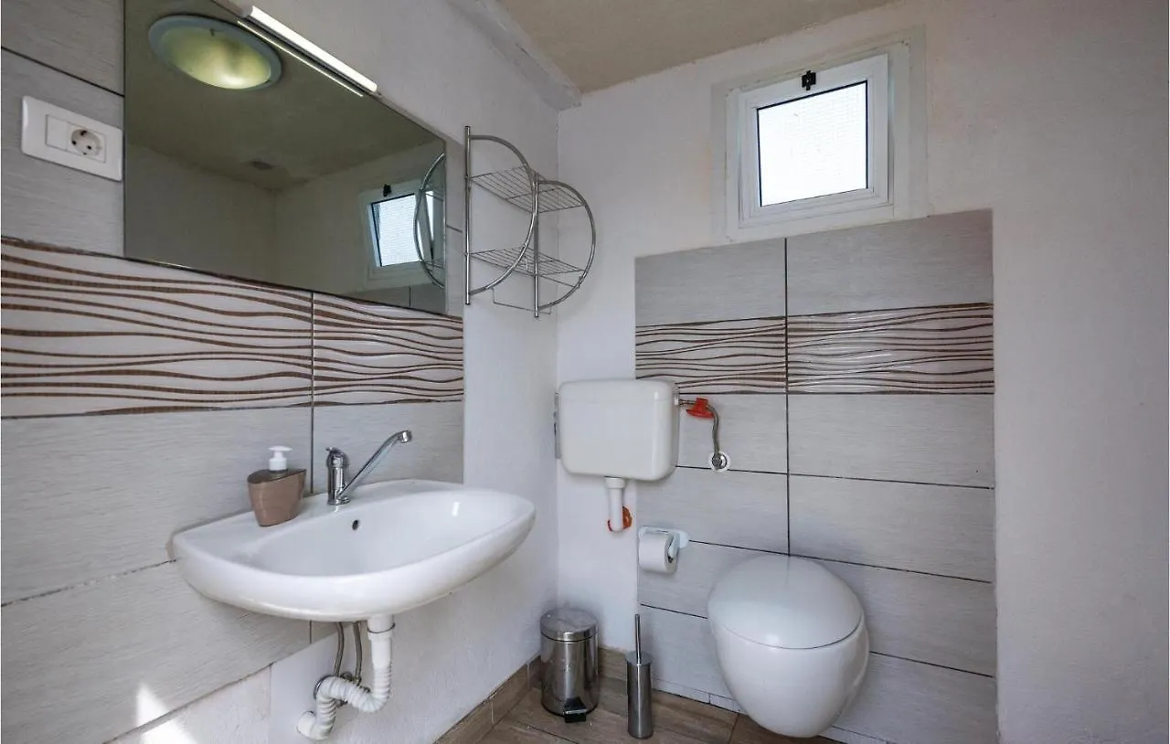 Stunning Home In Brtonigla